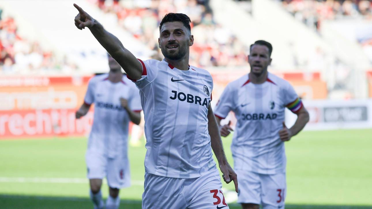 Drei Tore in elf Minuten: Freiburg setzt sich oben fest