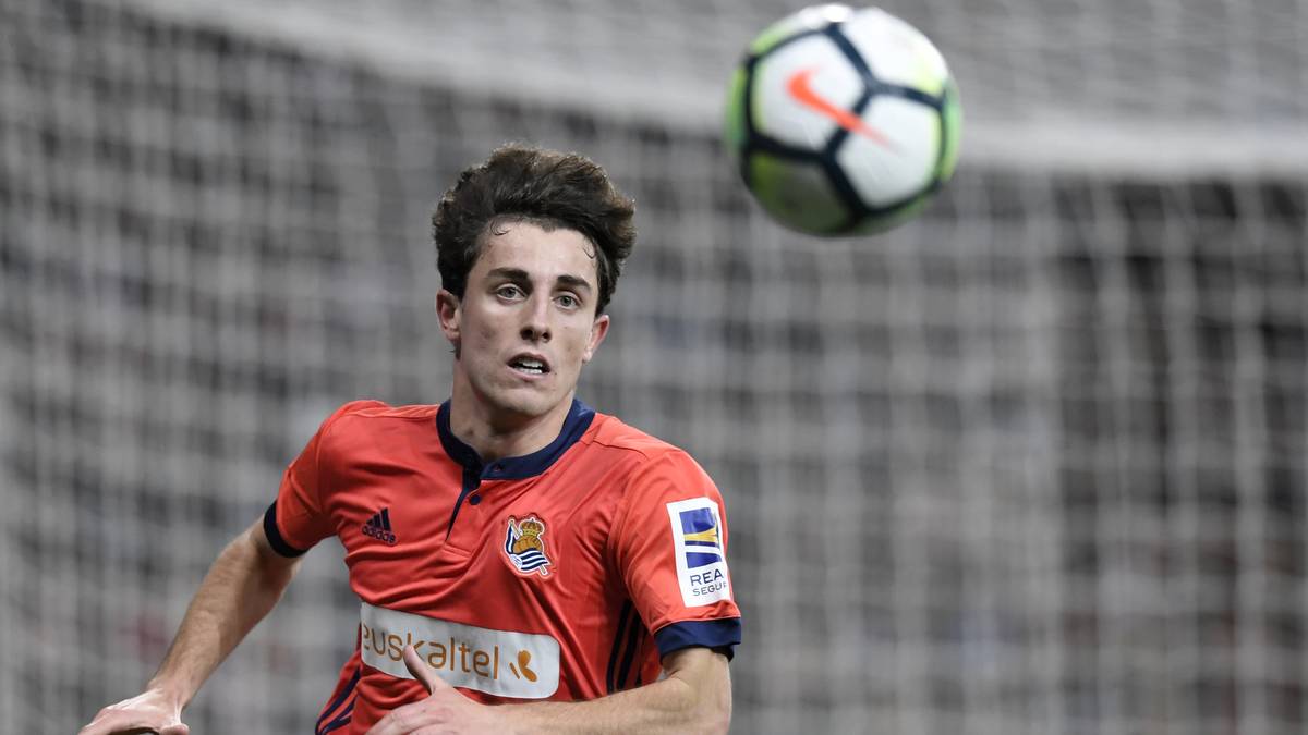 ALVARO ODRIOZOLA (Real Sociedad, 22, Vertrag bis 2022): Der junge Rechtsverteidiger käme als Konkurrent für Dani Carvajal infrage, zumal der junge Marokkaner Achraf Hakimi Real verlassen könnte. Die Ausstiegsklausel für Odriozola, der schon zwei A-Länderspiele für Spanien absolviert hat, liegt bei 40 Millionen Euro