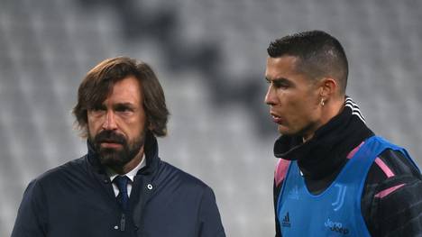 Juventus-Trainer Pirlo (l.) und Topstar Ronaldo