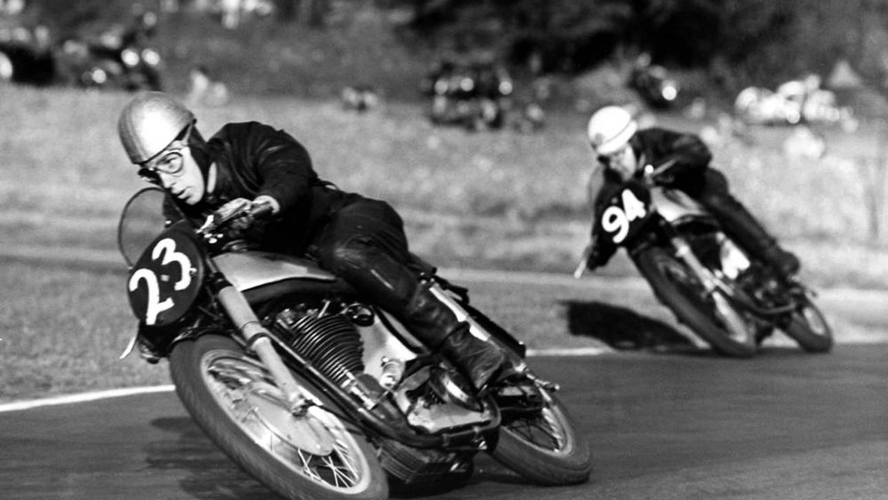 John Surtees feierte auf dem Motorrad und im Formel-1-Wagen große Erfolge