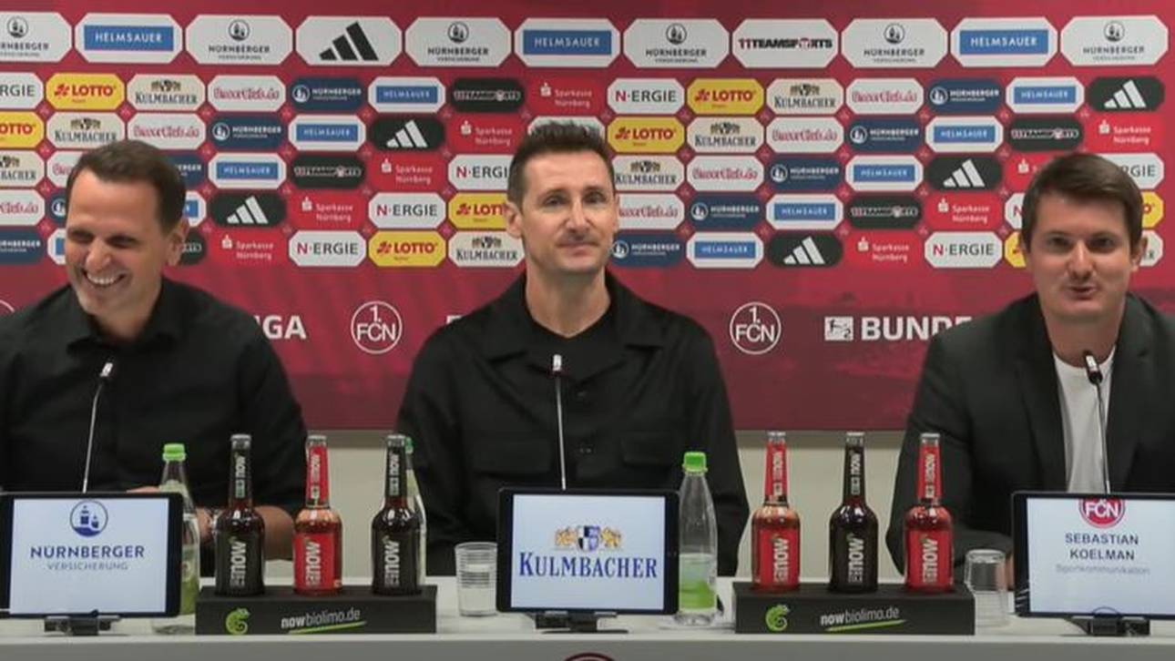 Miroslav Klose (Mi.) wird überraschend neuer Chefcoach bei Zweitligist 1. FC Nürnberg