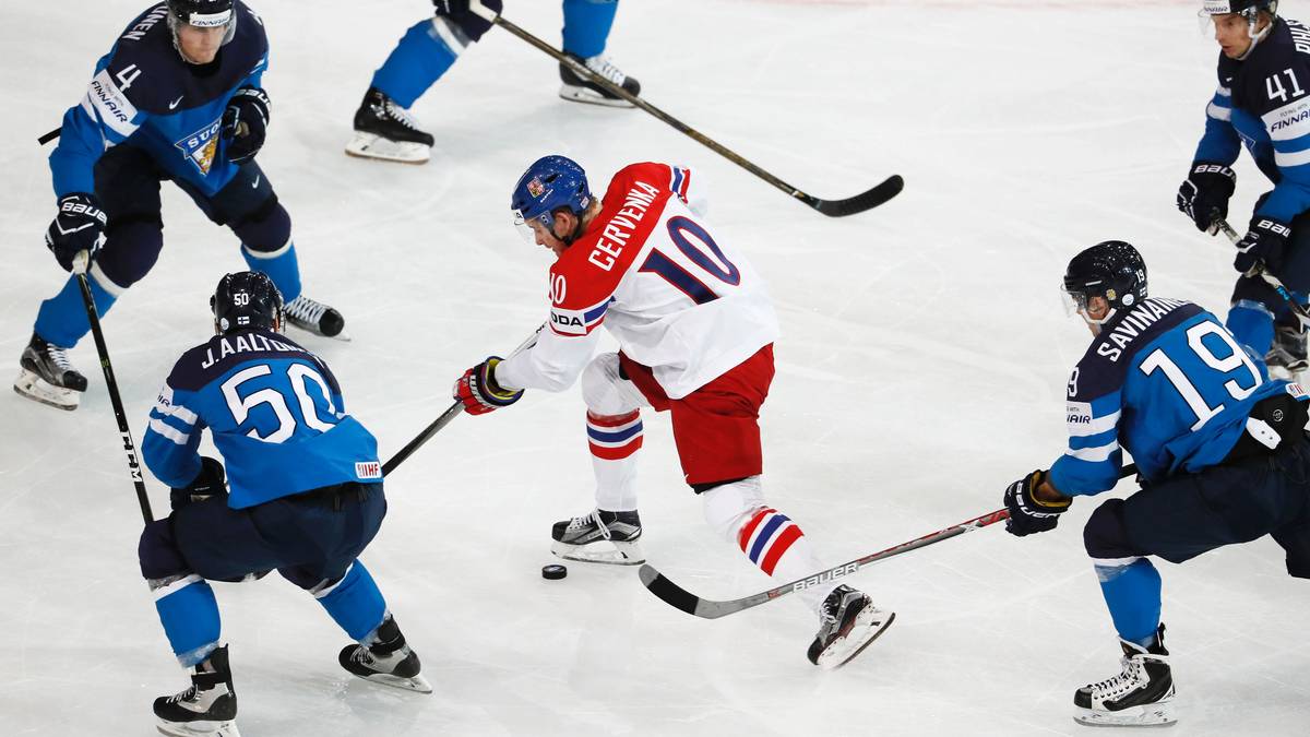 Gegen Tschechien verspielten sie eine 3:0-Führung und verloren nach Penaltys. Jungstar Patrick Laine - aktuell noch in den NHL-Playoffs aktiv - wird schmerzvoll vermisst. Die Finnen sind bisher die Enttäuschung unter den Top-Teams!