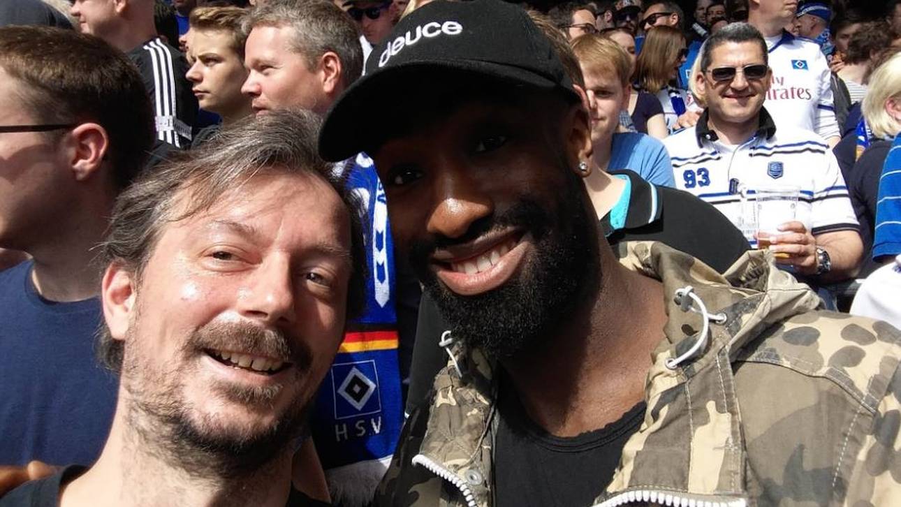 Djourou bei HSV-Remis im Fanblock