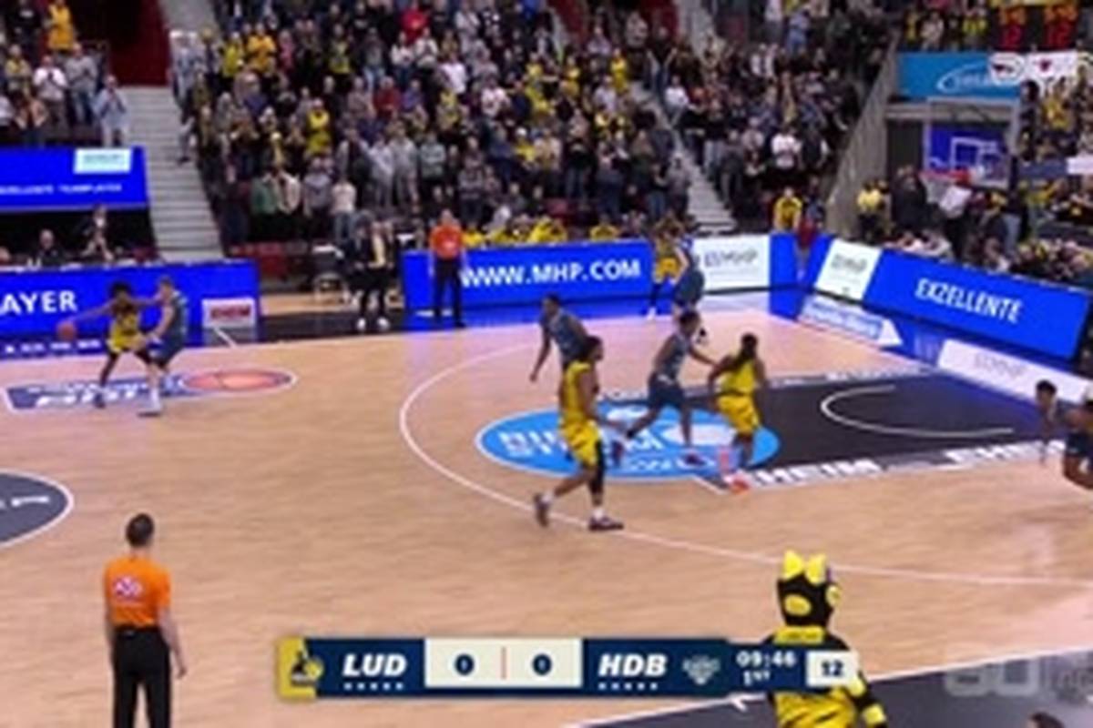 Spiel Highlights zu MHP RIESEN Ludwigsburg - MLP Academics Heidelberg