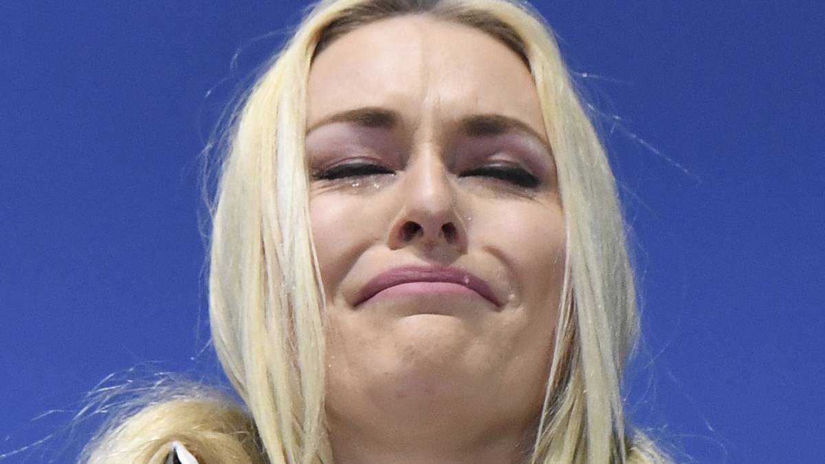Bei der Medaillen-Zeremonie kullern bei Vonn aber wegen Bronze Freudentränen. In ihrem letzten Rennen, der Kombination, liegt sie vor dem Slalom in Führung und scheidet dann aus - symptomatisch