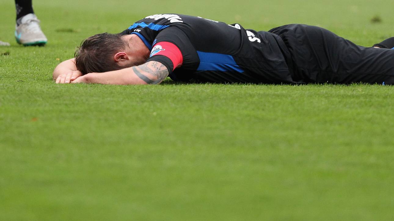 Paderborn lässt in Jena Federn