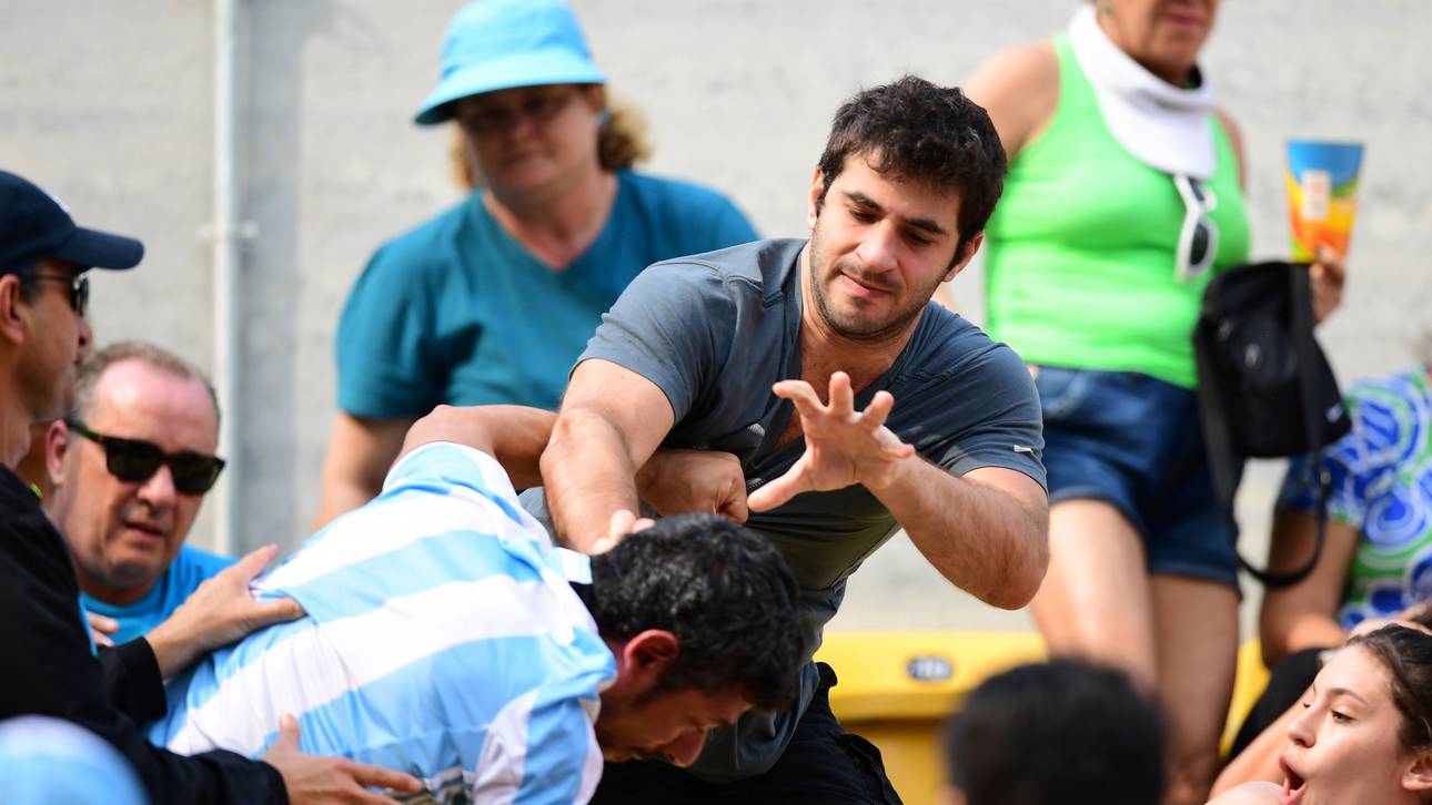 Wüste Prügelei beim Tennis