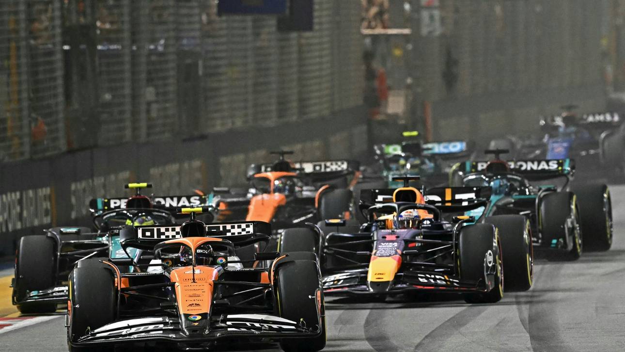 Norris fliegt zum Sieg in Singapur vor Verstappen