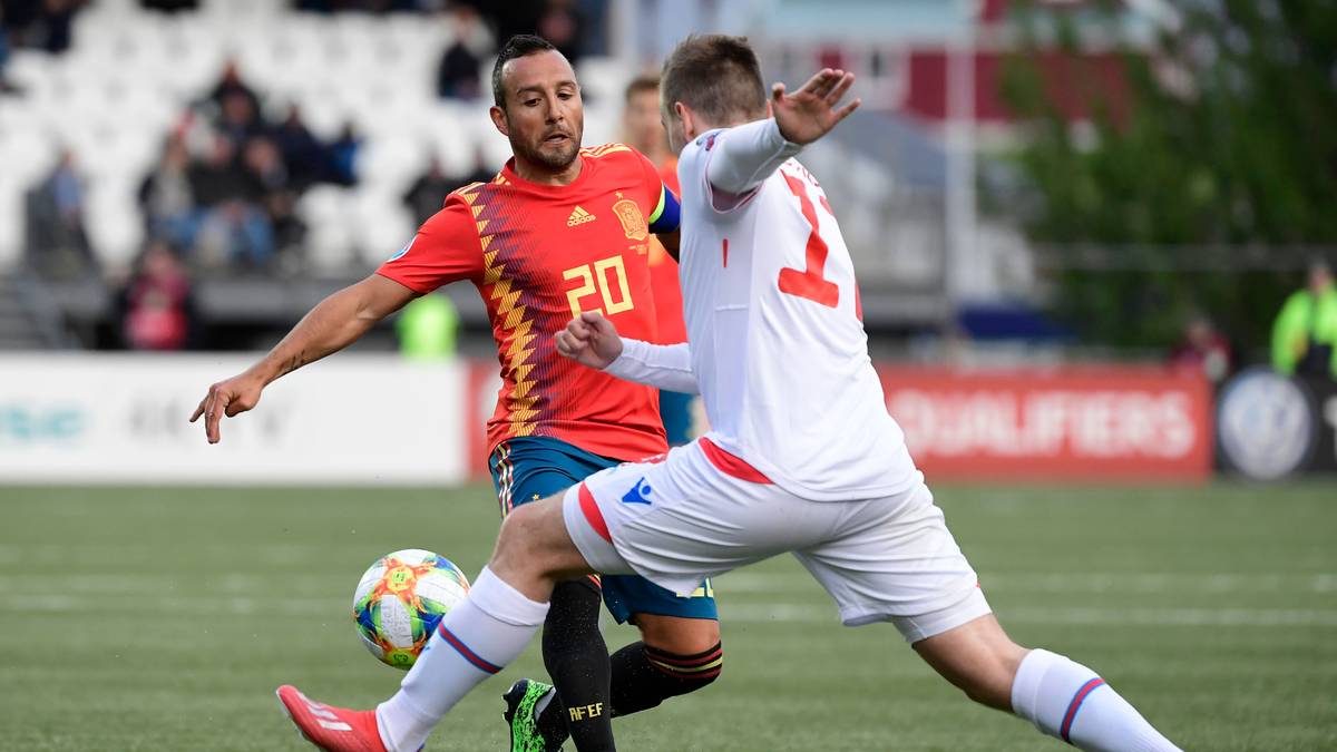 Santi Cazorla bestritt gegen Färöer sein erstes Länderspiel für Spanien seit vier Jahren