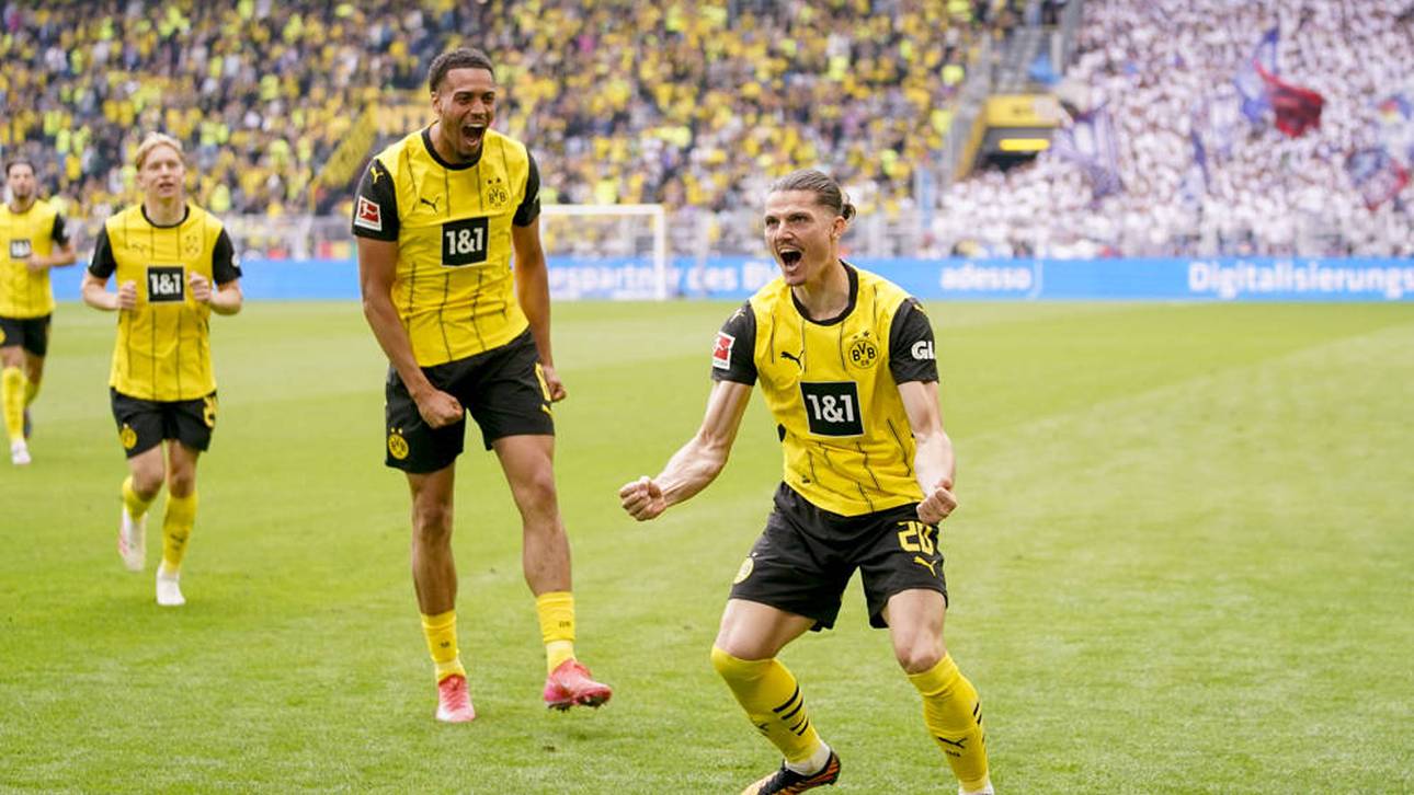 Marcel Sabitzer (r.) feiert sein Tor zum 2:0