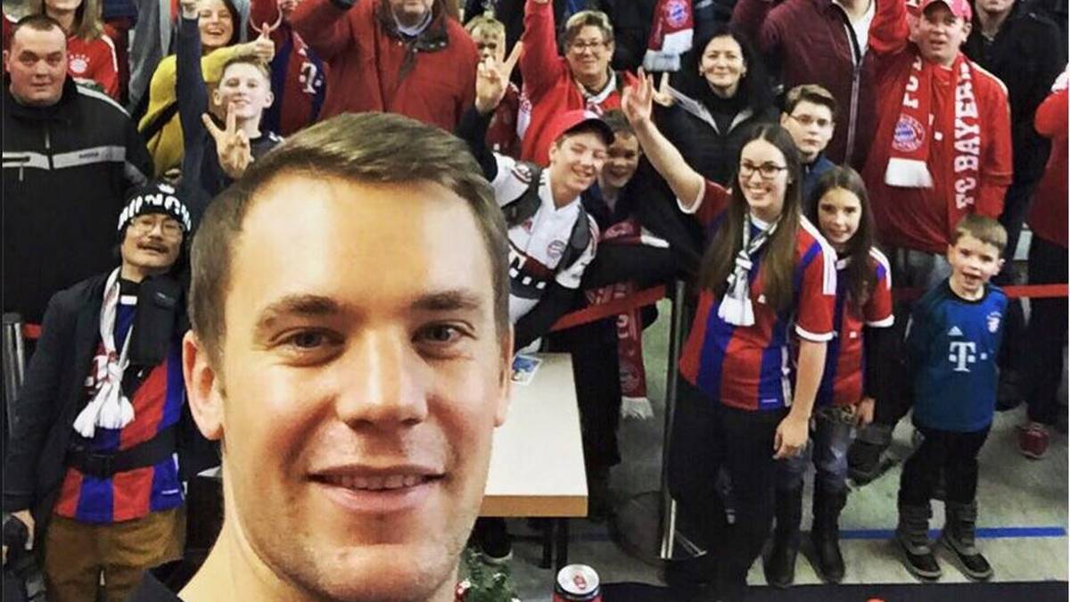 Sein Torwartspiel ist derzeit unerreicht - in der Rangliste der beliebtesten Sportler hat Manuel Neuer mit 8,6 Millionen "Gefällt mirs" aber noch Luft nach oben
