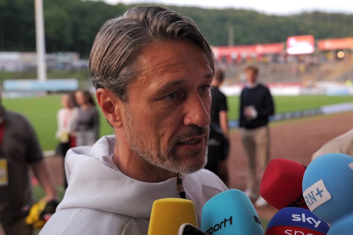 Nico Schlotterbeck wird Borussia Dortmund noch einige Zeit fehlen. Trainer Niko Kovac gibt ein Update und verrät, wann er wieder mit dem Innenverteidiger plant.