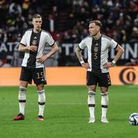 Hansi Flick plant für den Härtetest der deutschen Nationalmannschaft gegen Belgien am Dienstag in Köln mit Nico Schlotterbeck.