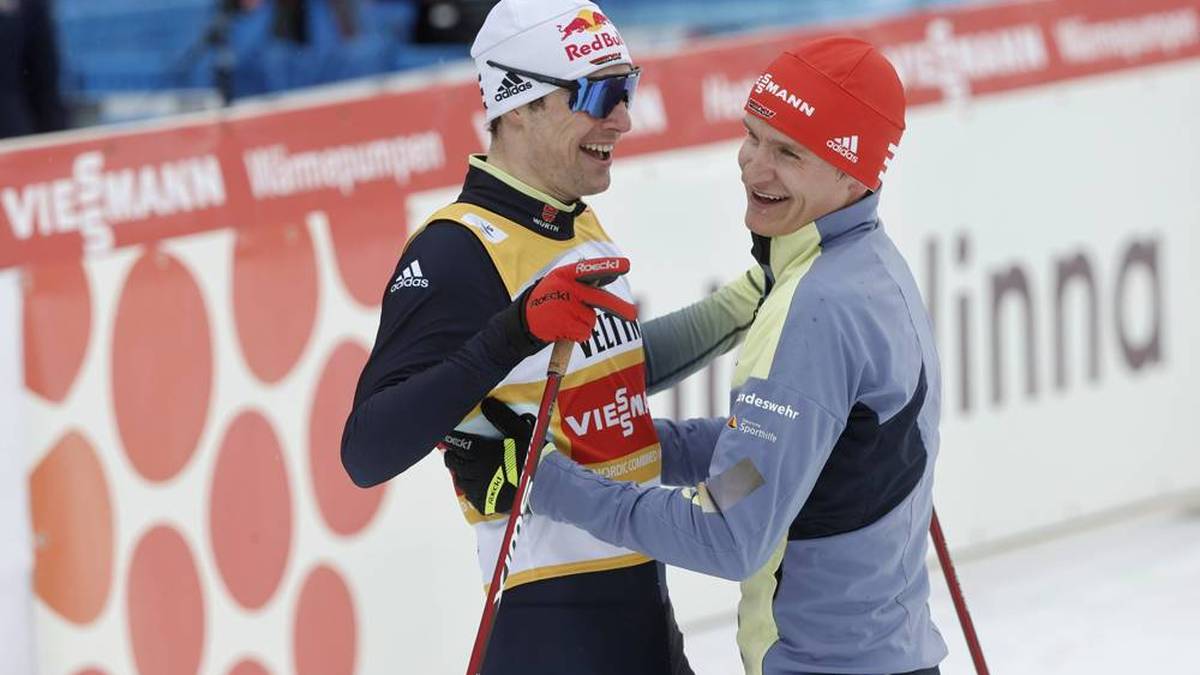 In der Nordischen Kombination gibt es 2026 nur noch drei Wettbewerbe. Olympiasieger Vinzenz Geiger (l.) und Julian Schmid sind die deutschen Trümpfe - beide gewannen in dieser Saison bereits Weltcups