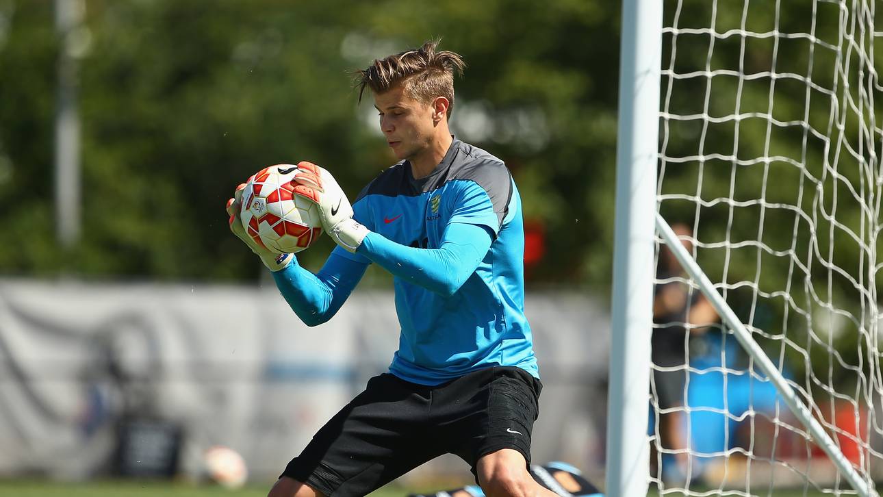 Aussies mit Langerak gegen DFB-Team