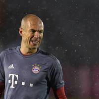 Bayern Münchens früherer Topstar Arjen Robben ist im Bundesligaspitzenspiel des FCB gegen Borussia Dortmund von einem Sieg seines Ex-Teams überzeugt.