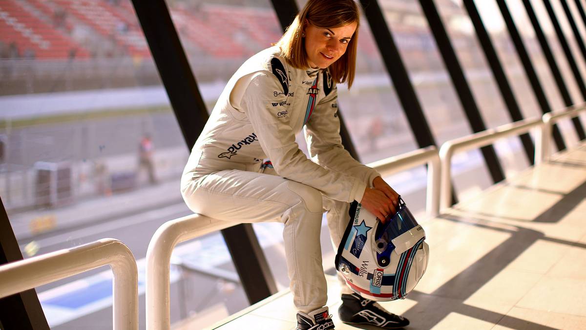 Auch Susie Wolff wird sich hinters Steuer setzen. Die Frau von Toto Wolff hat es mit einem Legenden-Duo zu tun