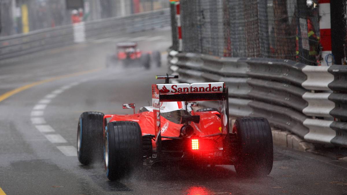 Bei all seiner Erfahrung ein dummer Verbremser in der Portier Kurve, die Blockade von Romain Grosjean beim Versuch wieder in die Gänge zu kommen, war dazu unfair. Absolut nicht Champion-like