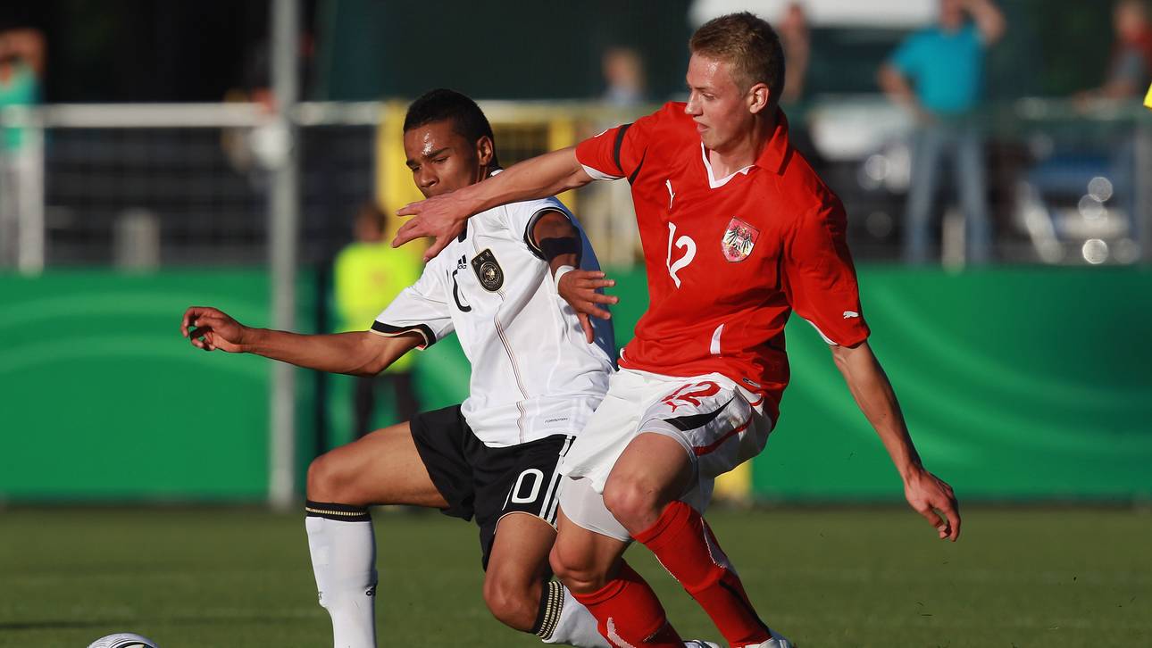 1899 verpflichtet Martschinko