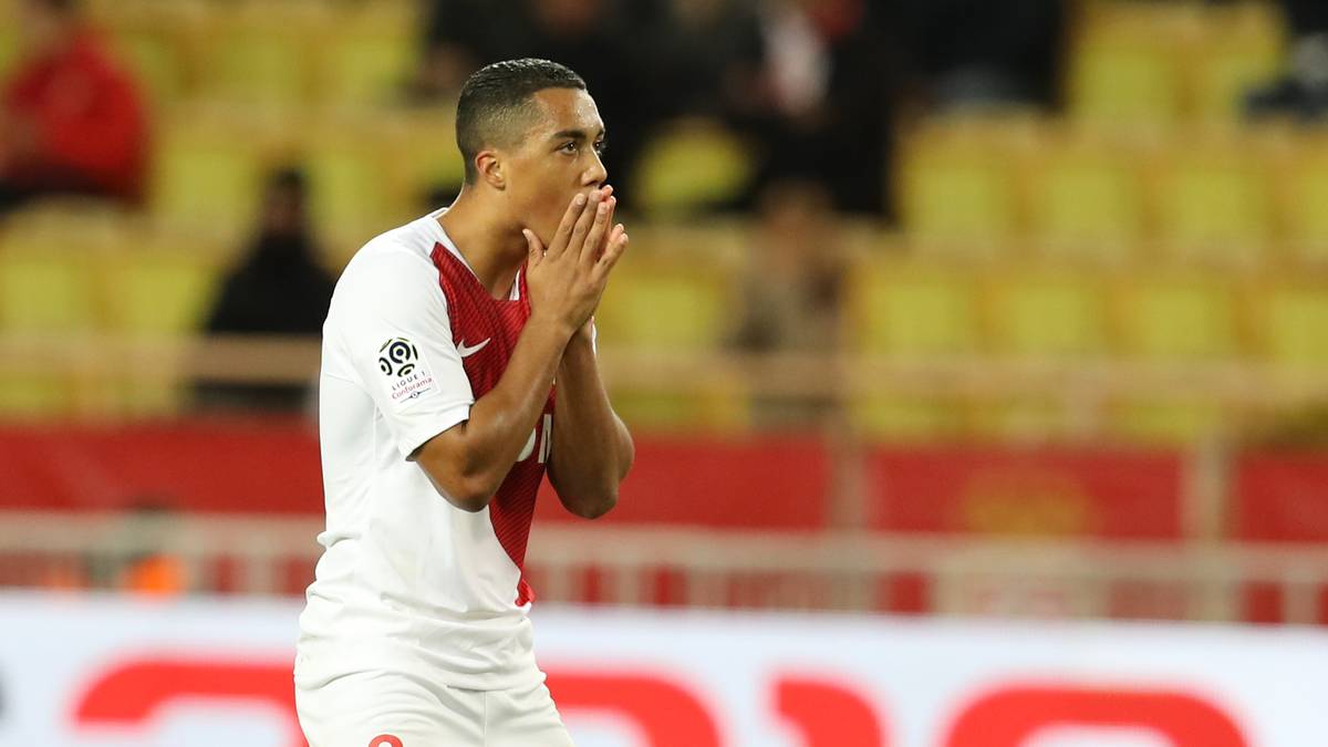 YOURI TIELEMANS (Mittelfeldspieler, Belgien): von AS Monaco zu Leicester City, bis Saisonde verliehen