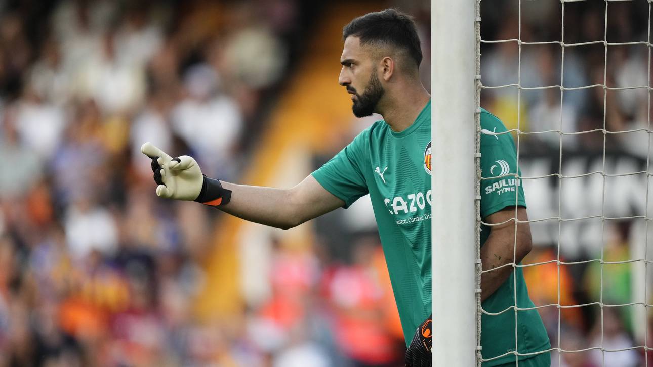 Bayern-Ikone empfiehlt diesen Keeper