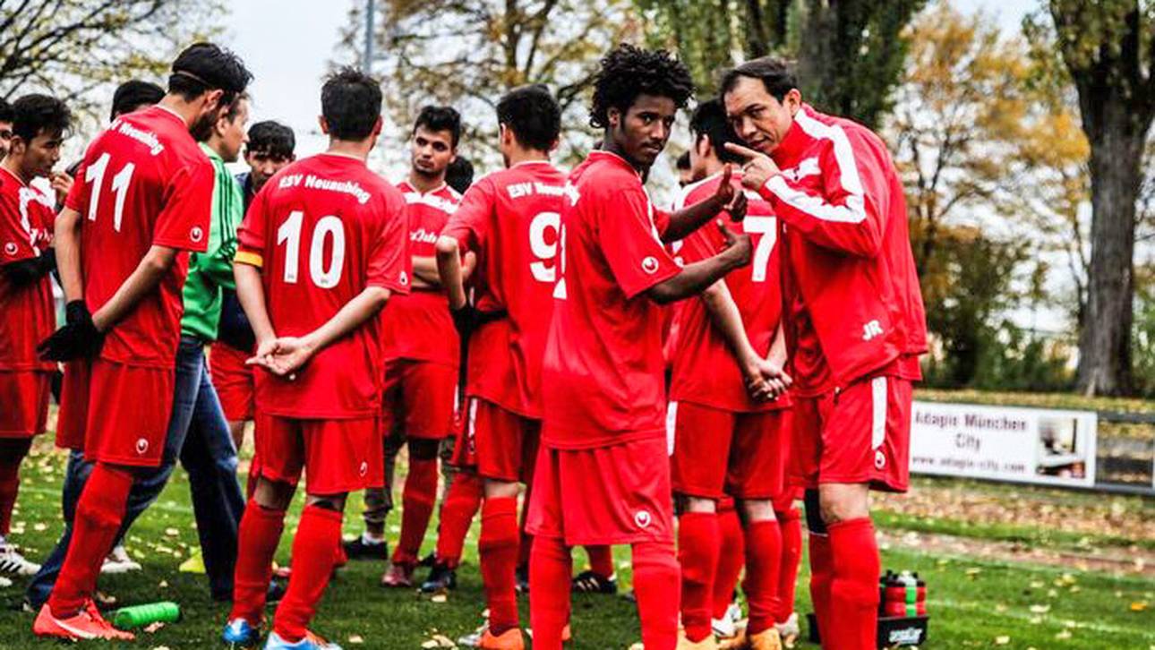 Auf SPORT1: Test gegen Flüchtlingsteam