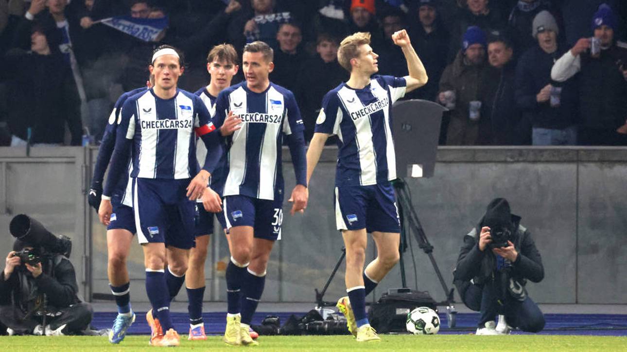Die Hertha-Spieler beim Torjubel
