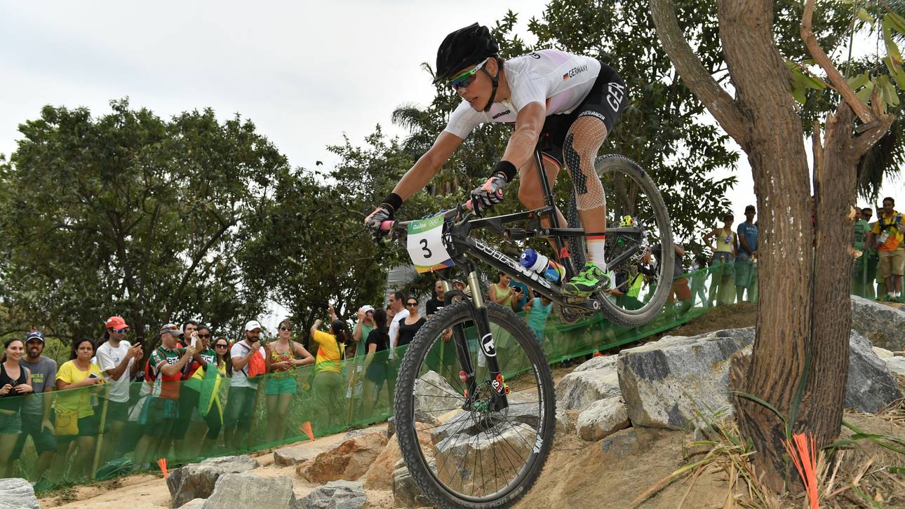 Olympiasiegerin bei Sturz verletzt