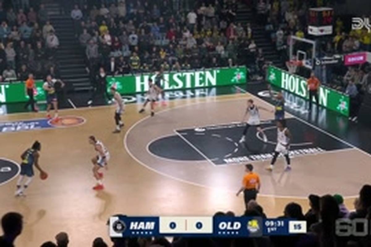 Veolia Towers Hamburg - EWE Baskets Oldenburg