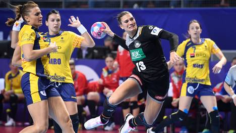 Julia Behnke (2.v.r.) und die deutschen Handball-Frauen sorgen bei der EM für eine Überraschung