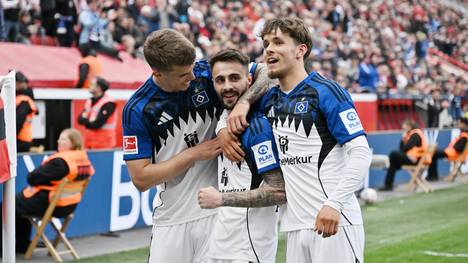 Kommt er oder kommt er nicht? Der Hamburger SV arbeitet weiterhin an einer Rückkehr von Wunschspieler Fabio Viera.