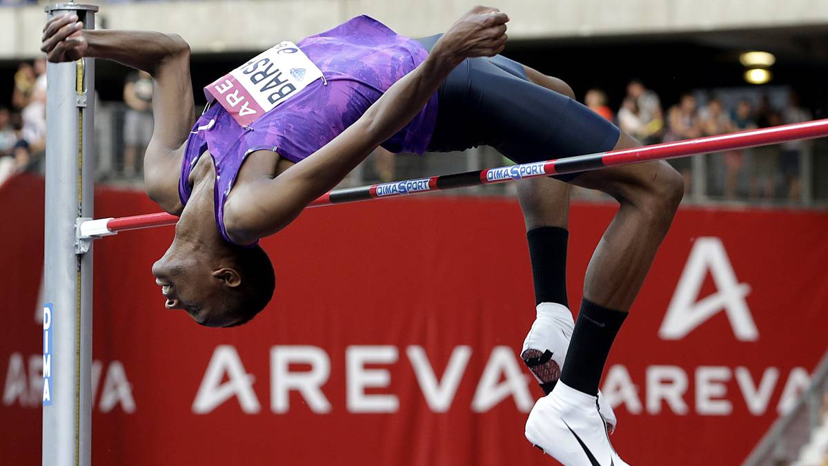 Elegant biegt sich Mutaz Essa Barshim über die Latte. Der Hochspringer aus Katar ist mit übersprungenen 2,43 Metern Zweiter der ewigen Weltbestenliste. Ganze zwei Zentimeter fehlen Barshim damit nur noch zum Weltrekord des Kubaners Javier Sotomayor