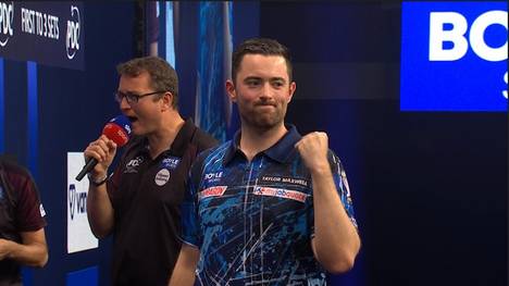 Luke Humphries komplettiert die Halbfinalteilnehmer und schlägt im Viertelfinale den Überraschungsspieler des Turniers, Cameron Menzies.