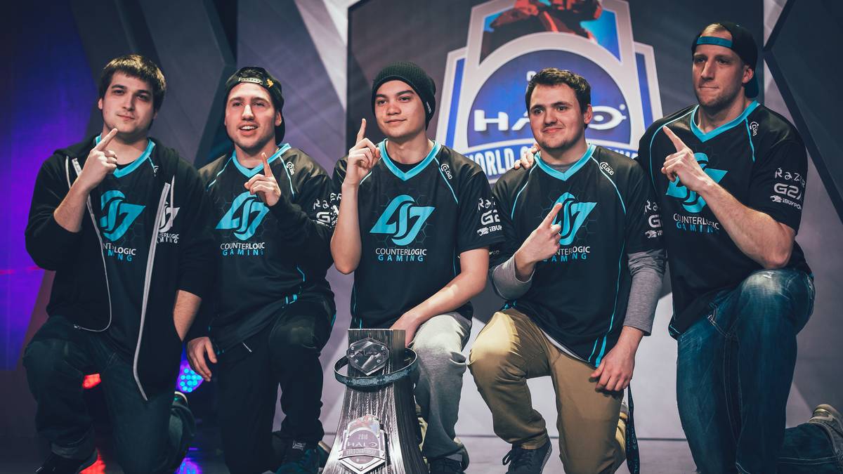 HALO 2: WORLD CHAMPIONSHIP 2016 (2,5 Millionen USD): Der Ego-Shooter Halo 2 zählt mit der Weltmeisterschaft 2016 zu den größten eSports-Turnieren. Das Event wurde in Hollywood ausgetragen und konnte mit einem Preispool von 2,5 Millionen US-Dollar protzen. Das Gewinnerteam Counter Logic Gaming gewann dabei eine Million US-Dollar