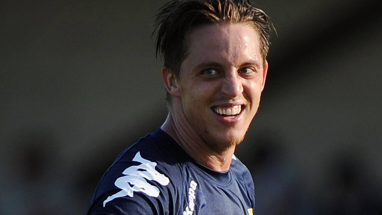 Nielsen für Armbiss verurteilt