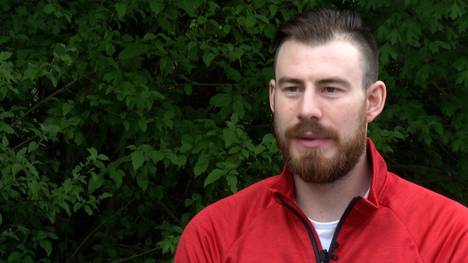 Eishockey-Torwart Philipp Grubauer spricht über die Ziele bei der WM in Finnland und was die Mannschaft ausmacht. 