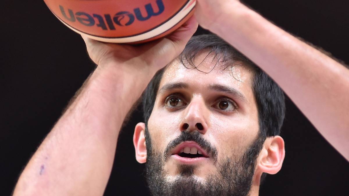 OMRI CASSPI - Israel: Acht Jahre NBA-Erfahrung hat der israelische Forward bereits gesammelt. Nun möchte er sein Team in die K.O.-Runde führen und vielleicht für eine Überraschung sorgen