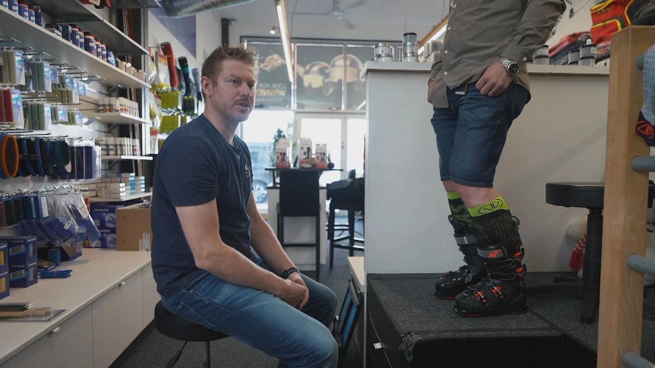 SKI & BERGE - Das DSV-Magazin: Expertentipps zum Kauf des perfekten Skischuhs
