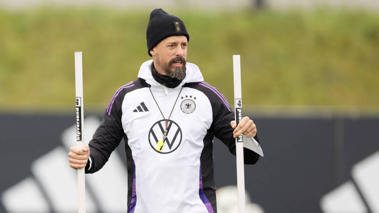 Sandro Wagner als Co-Trainer im DFB-Outfit