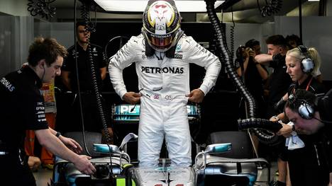 Lewis Hamilton startet vier Plätze hinter Sebastian Vettel in den Singapur-GP