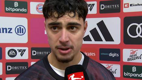 Lennart Karl zeigt gegen den SC Freiburg einmal mehr eine beeindruckende Leistung. Teamkollege Aleksandar Pavlovic schwärmt von Karl und spricht von "Tiki Taka".