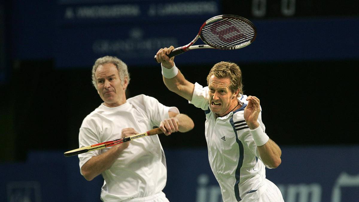 2006 kehrte er sogar nochmal auf die richtige ATP-Tour zurück und gewann kurz nach seinem 47. Geburtstag ein Doppel-Turnier mit Jonas Björkman. Mit insgesamt 72 Doppeltiteln ist er auch in dieser Disziplin ganz weit vorn