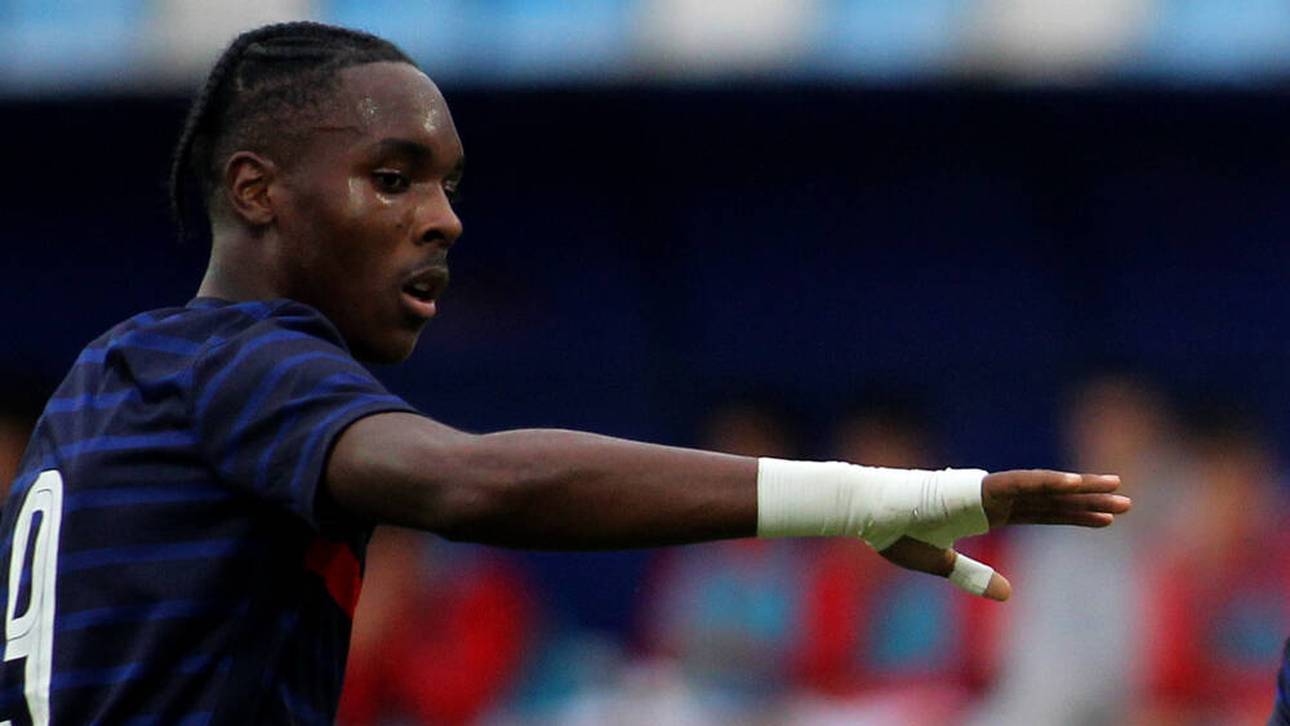 Mathys Tel im September 2022 beim Spiel der französischen U19-Nationalmannschaft gegen Serbien