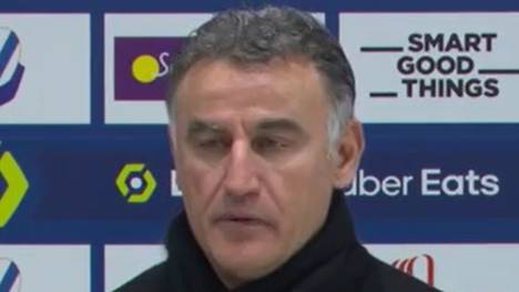PSG-Trainer Christophe Galtier weist die Schuld nach dem geplatztem Ziyech-Transfer von PSG.