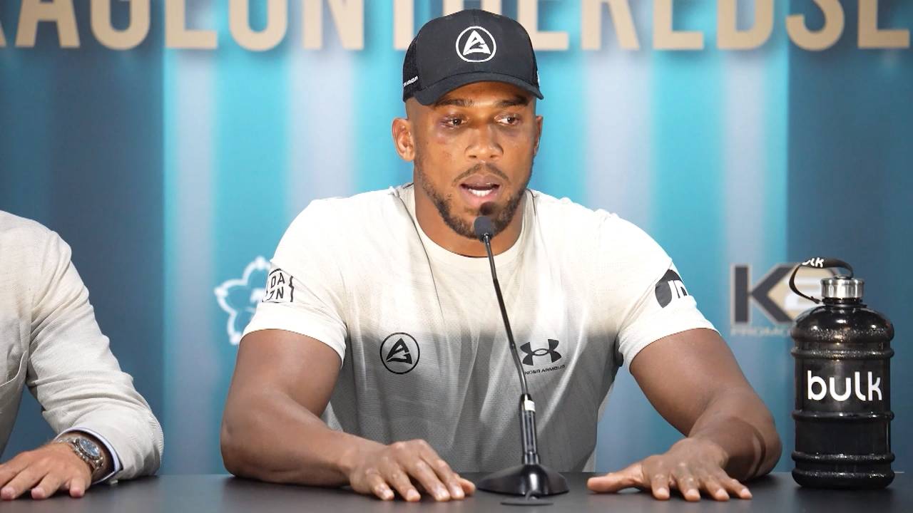 Fury verhöhnt Usyk und Joshua