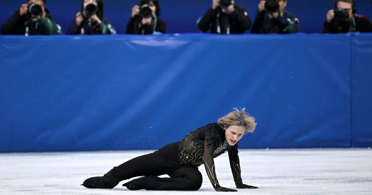 Figure skating: Fear lures him into the darkness