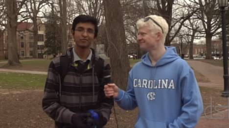 Ein Filmteam aus Duke trickste Studenten des Rivalen aus North Carolina aus