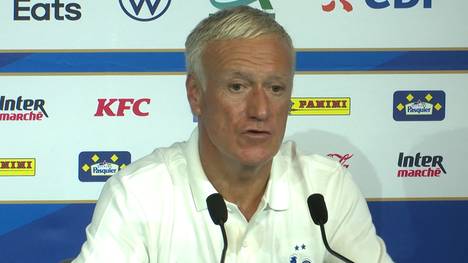 Frankreich-Trainer Didier Deschamps ist glücklich verschiedene Spielertypen auf der Stürmerposition seiner Nationalmannschaft zu haben und ist gespannt auf die Vereinsentscheidung von Kolo Muani.