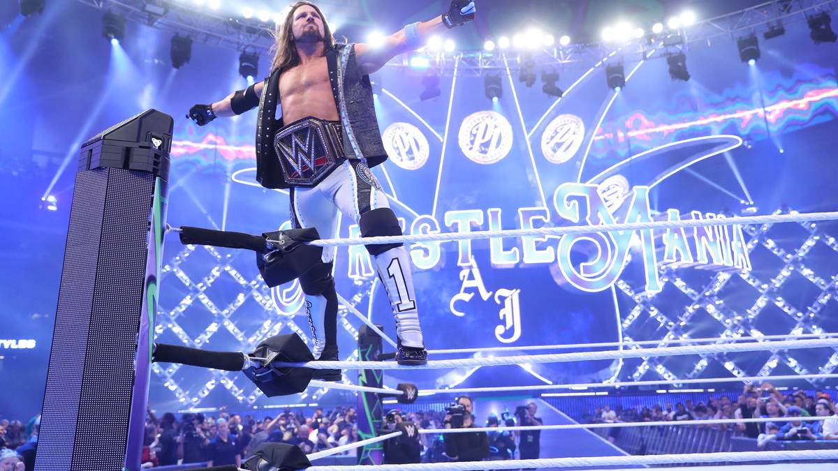 Ausnahme-Athlet AJ Styles - der 2016 zusammen mit Nakamura von der japanischen Liga NJPW zu WWE wechselte - ist der Titelverteidiger