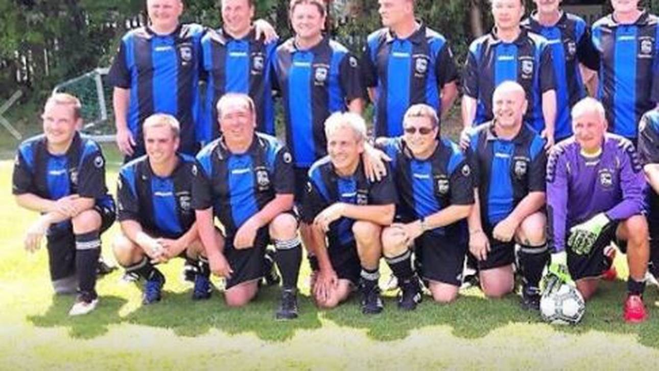 Lahm zurück auf dem Platz